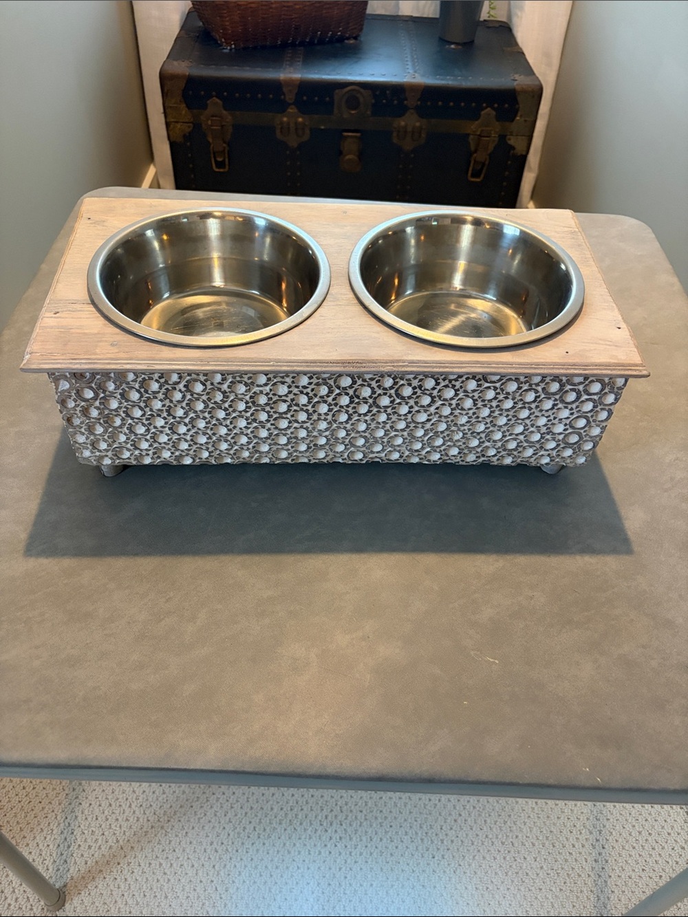 Decorative Double Dog Bowl Stand in Bleached Whitewashed Wood